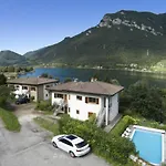 Apartment Vacanze Crone