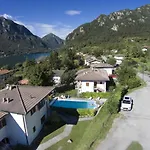 Vacanze Apartment Crone